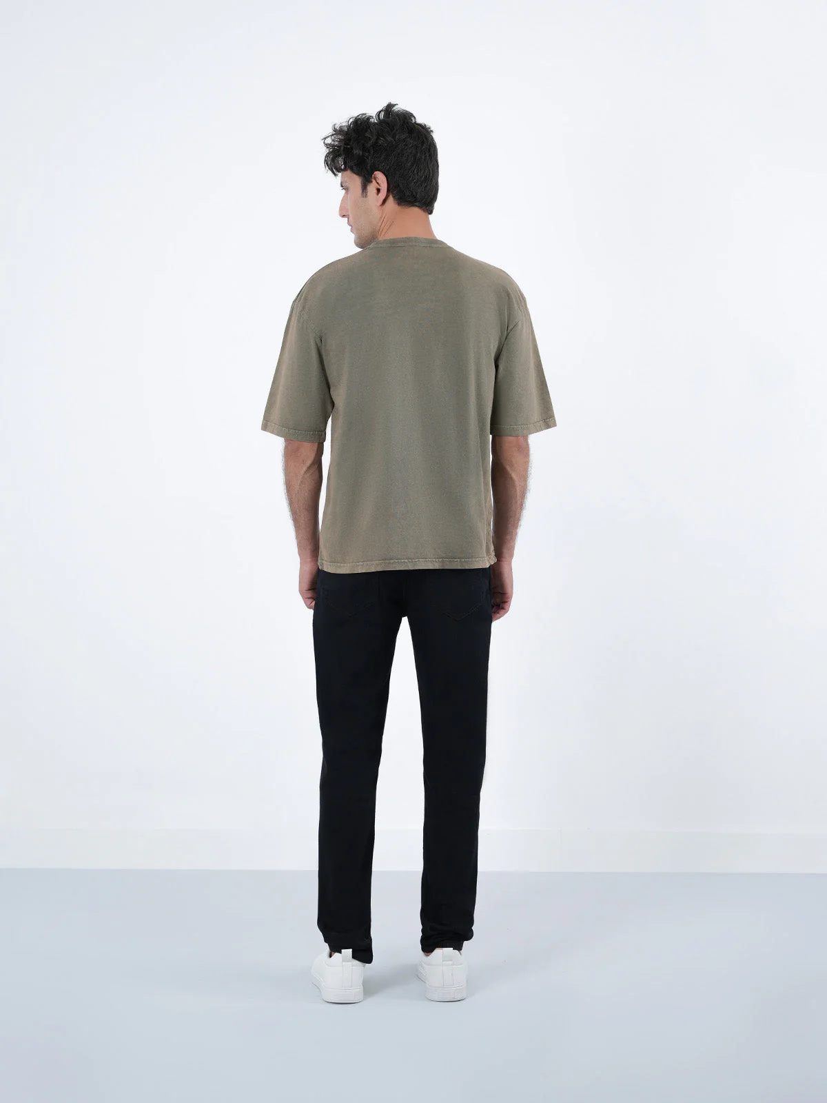 "AIRI" Casual Slim Fit Denim Jeans - Image 4