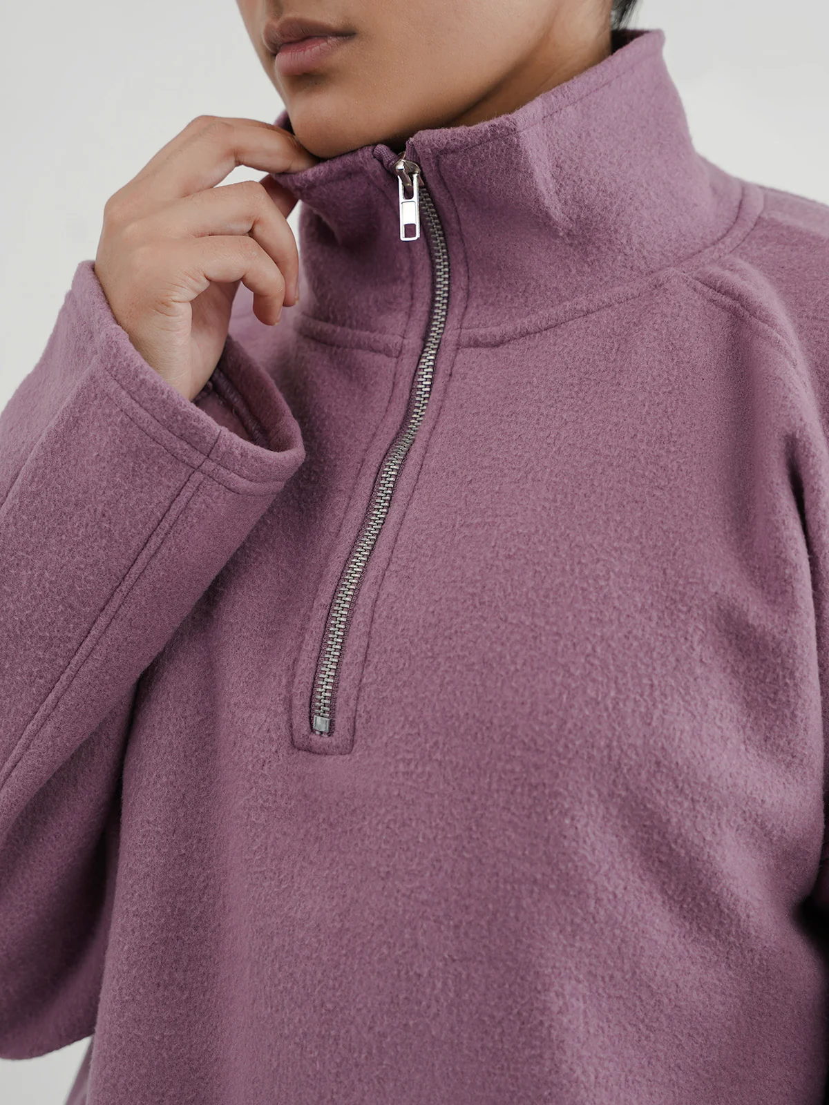 "EOWYN" Half Zipper Fleece Sweatshirt - Image 4