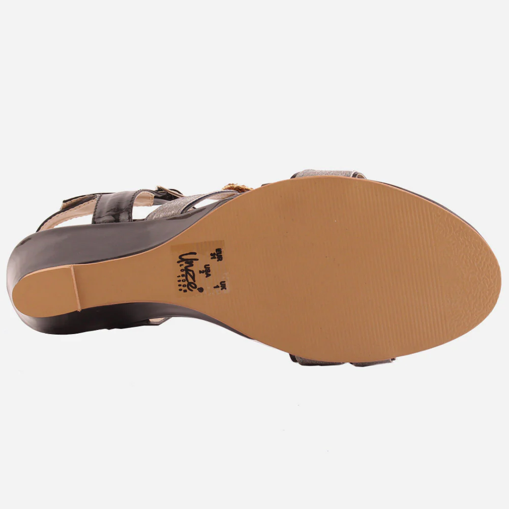 Girls"Aidy" glossy adjustable buckle fastening sandals - Image 5