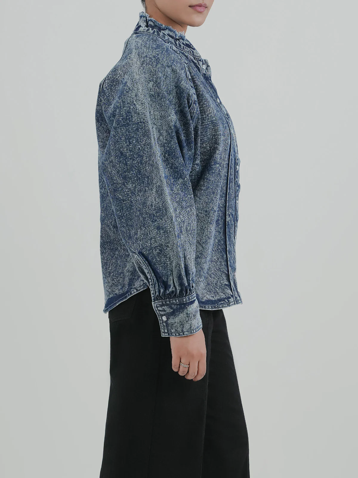 "KAINOA" Stylish Basic Denim Jacket - Image 3