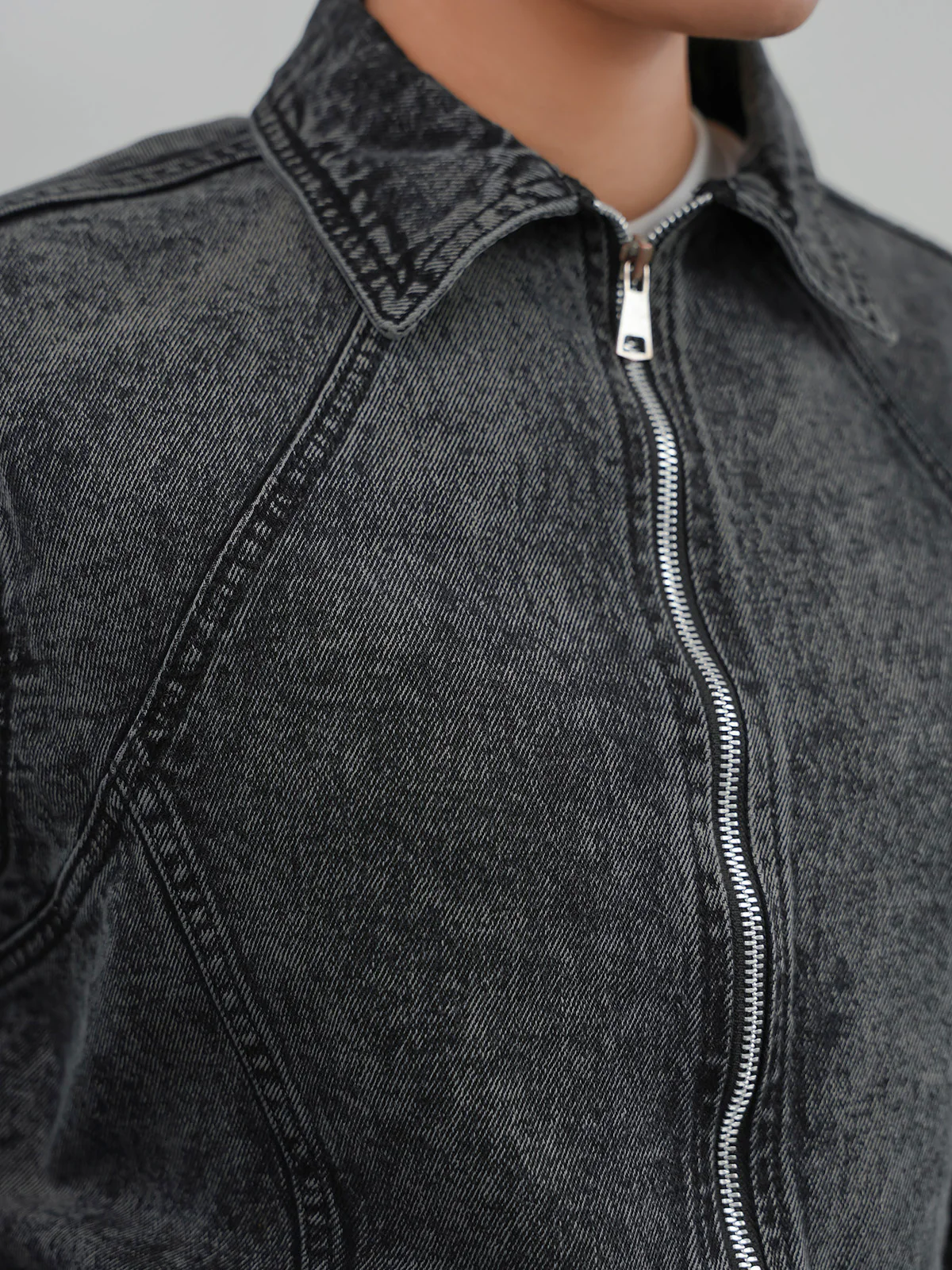 "KAWEHI" Trendy Cropped Denim Jacket - Image 5