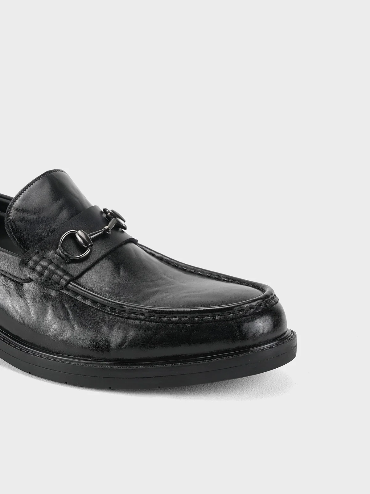 Men "ARSENI" Modern Slip On Leather Formals - Image 4