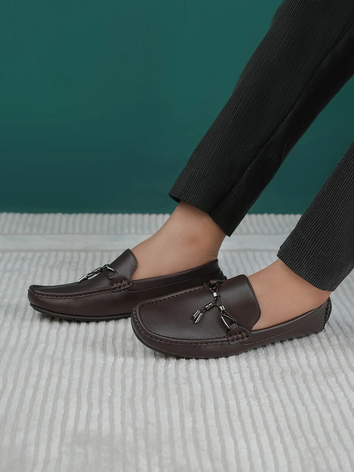 Men "ARTHEK" Simple Slip On Moccasins - Image 10