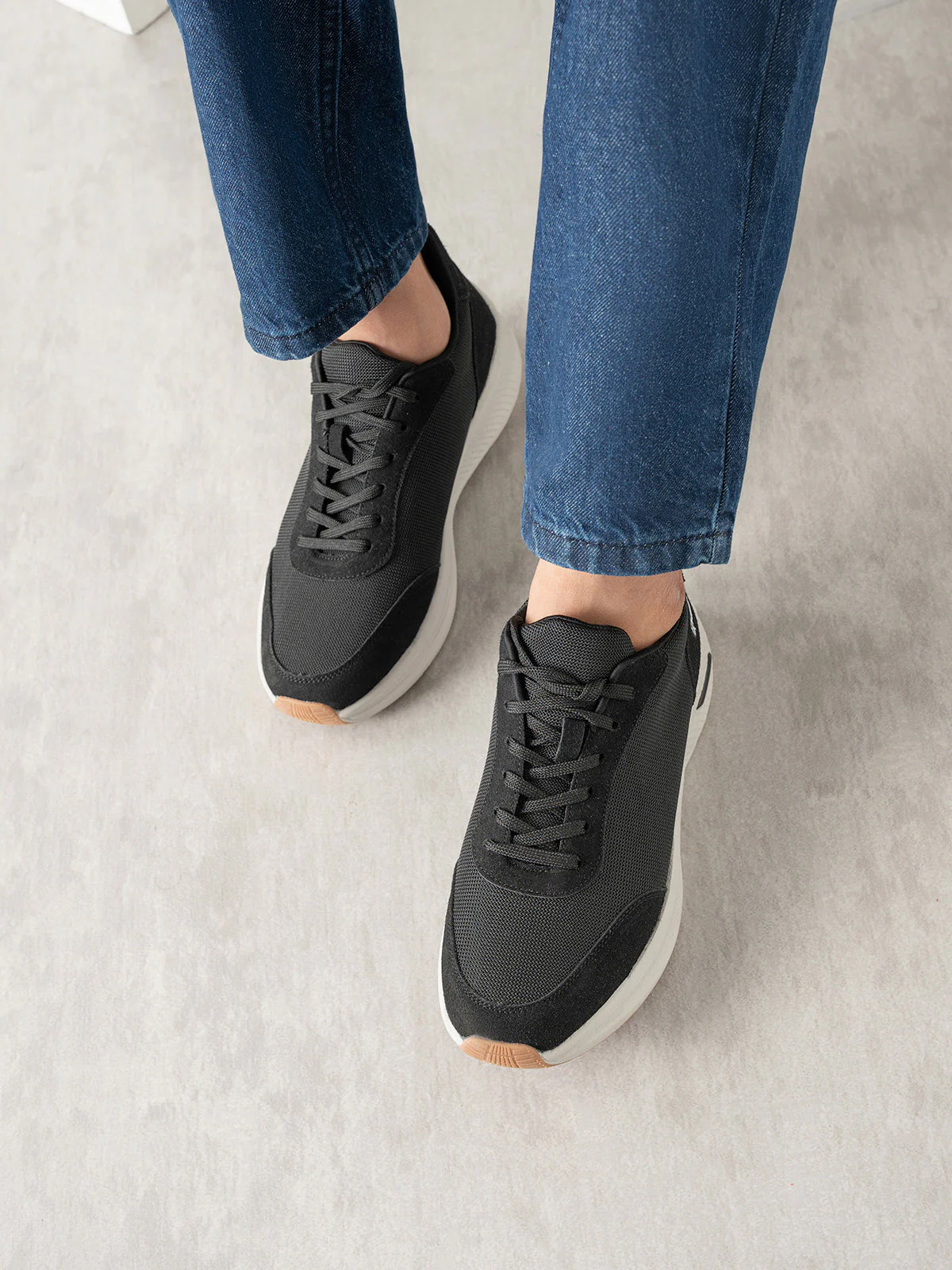 Men "AVALON" Comfy Casual Trainers - Image 2