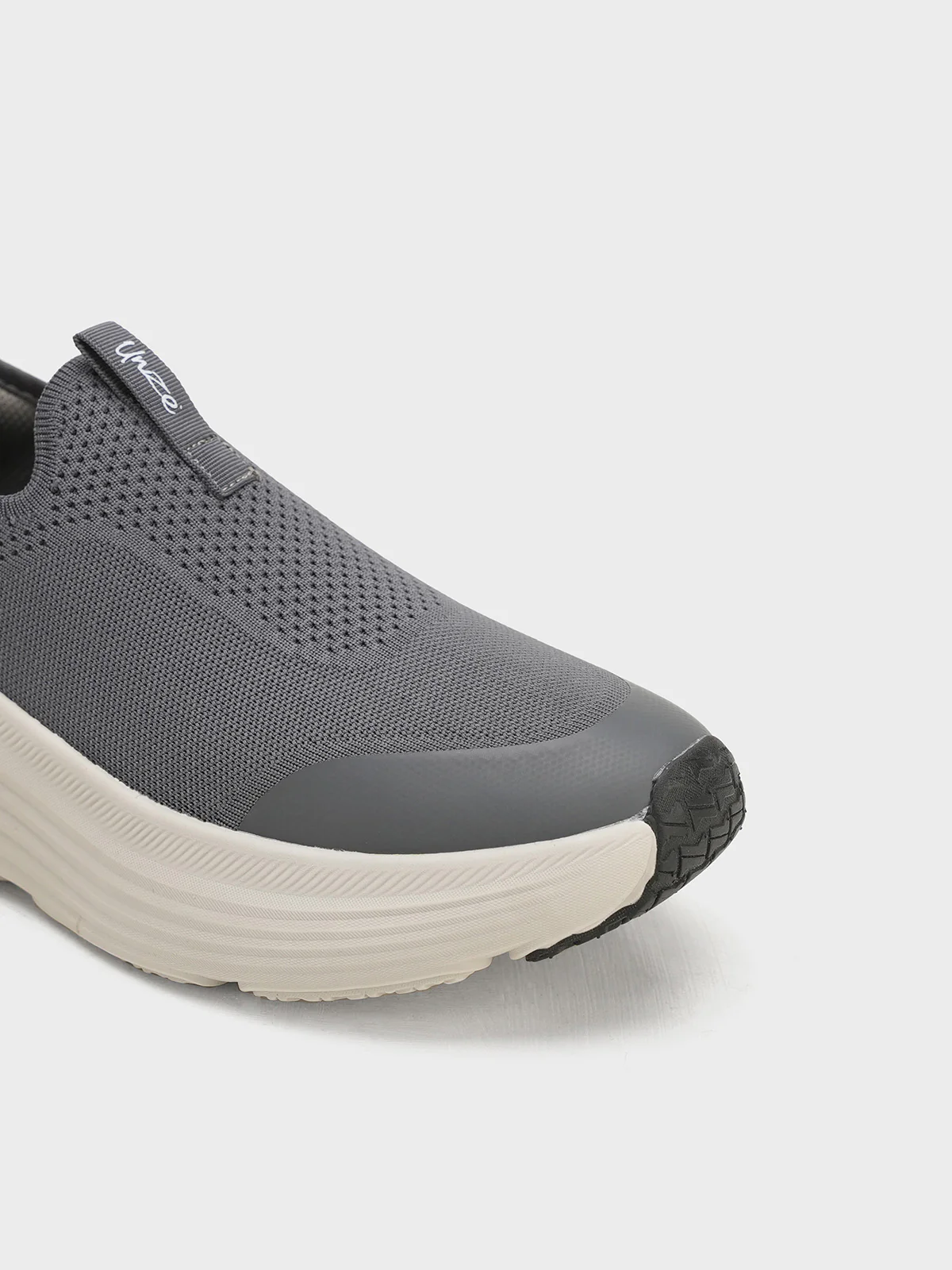 Men "THIAGO" Easy to Wear Trainers - Image 7