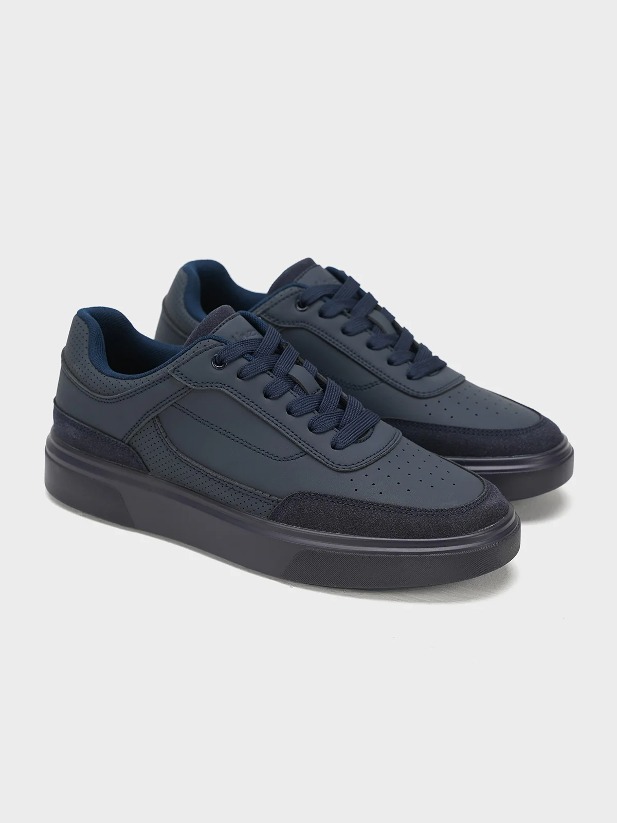 Men "VINCEN" All-Day Comfort Trainers - Image 4