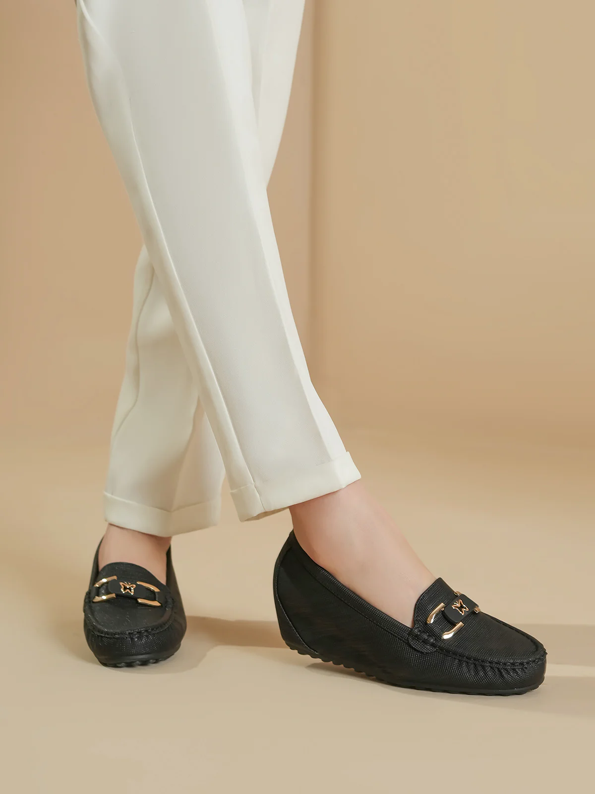 Women "ALDRICH" Soft Slip On Moccasins - Image 3