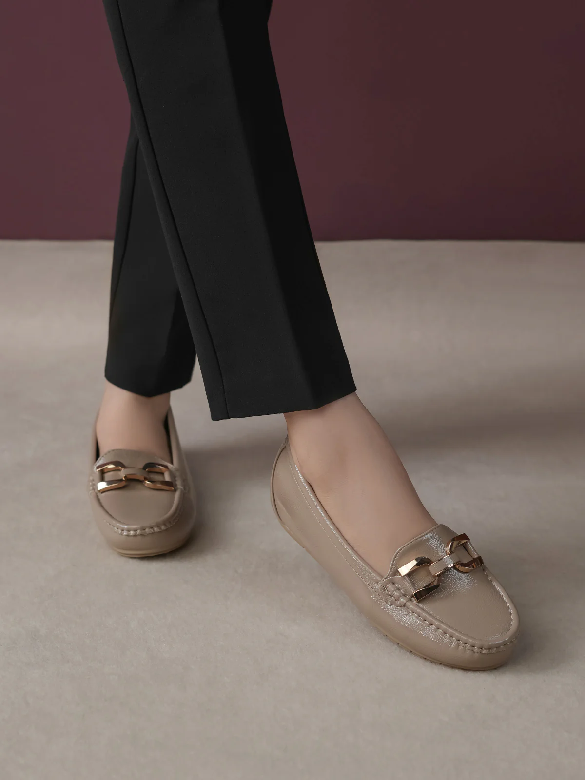 Women "ASHLEE" Classy Buckle Moccasins - Image 3
