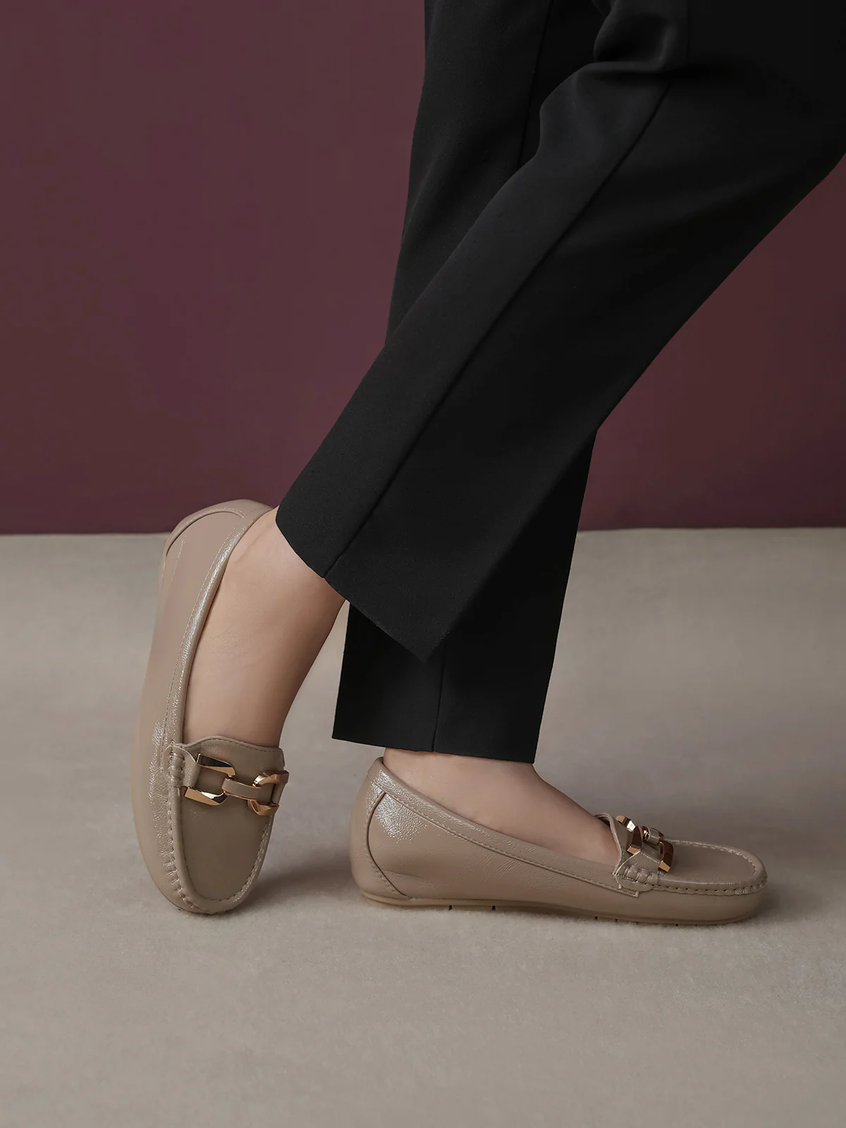 Women "ASHLEE" Classy Buckle Moccasins - Image 6