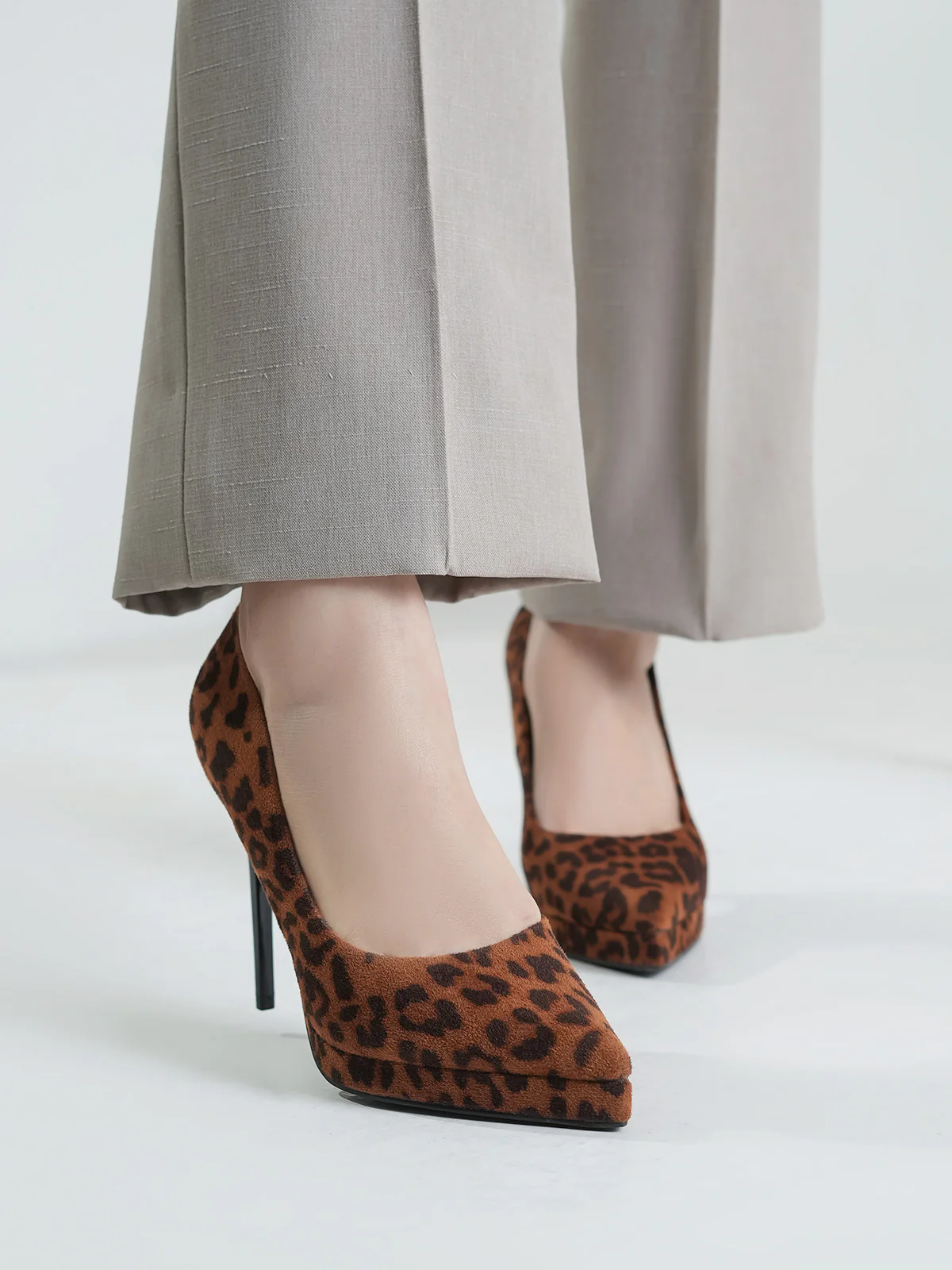 Women "CANDICE" Perfect Pointed Toe Court Shoes - Image 3