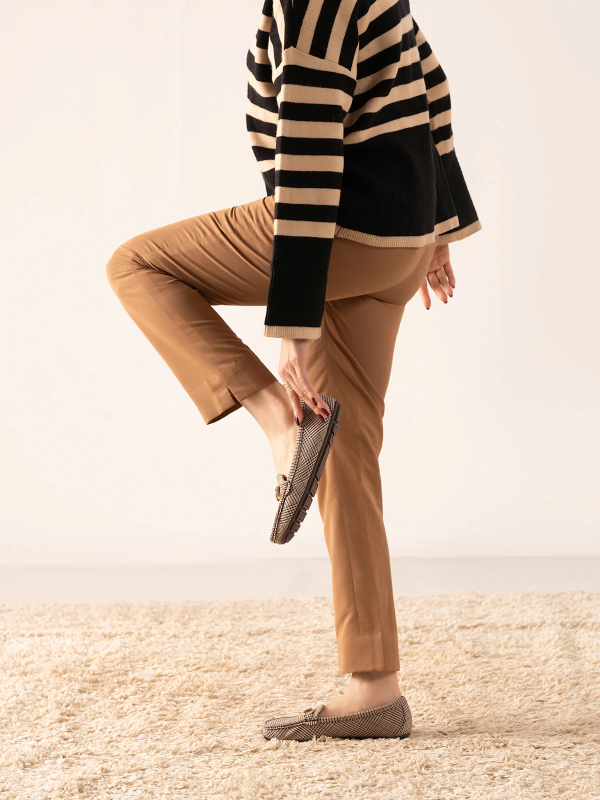 Women "CANICE" Sleek Design Moccasins - Image 3