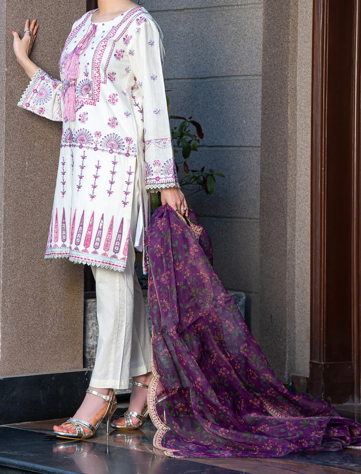 Women "DENIZ" Embellished Lawn Two Piece Suit - Image 2