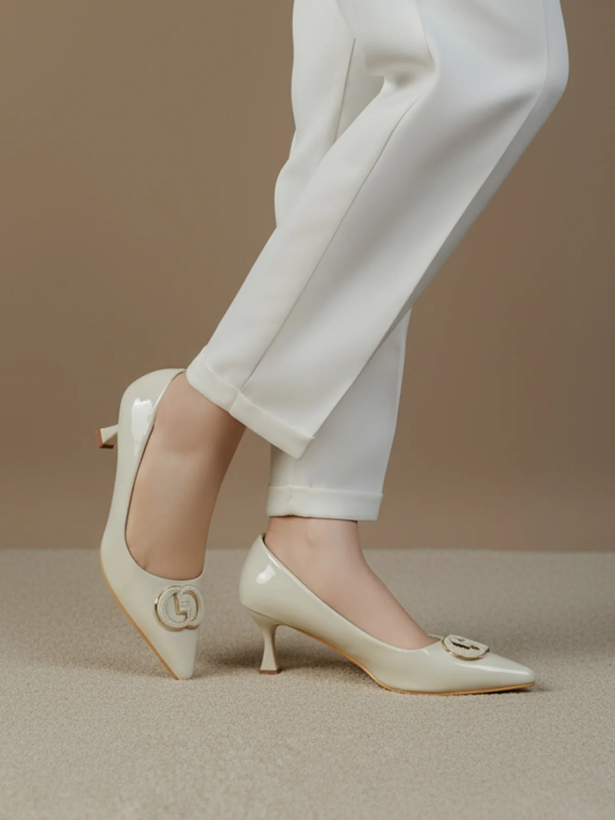 Women "MWINYI" Comfort Court Shoes - Image 11