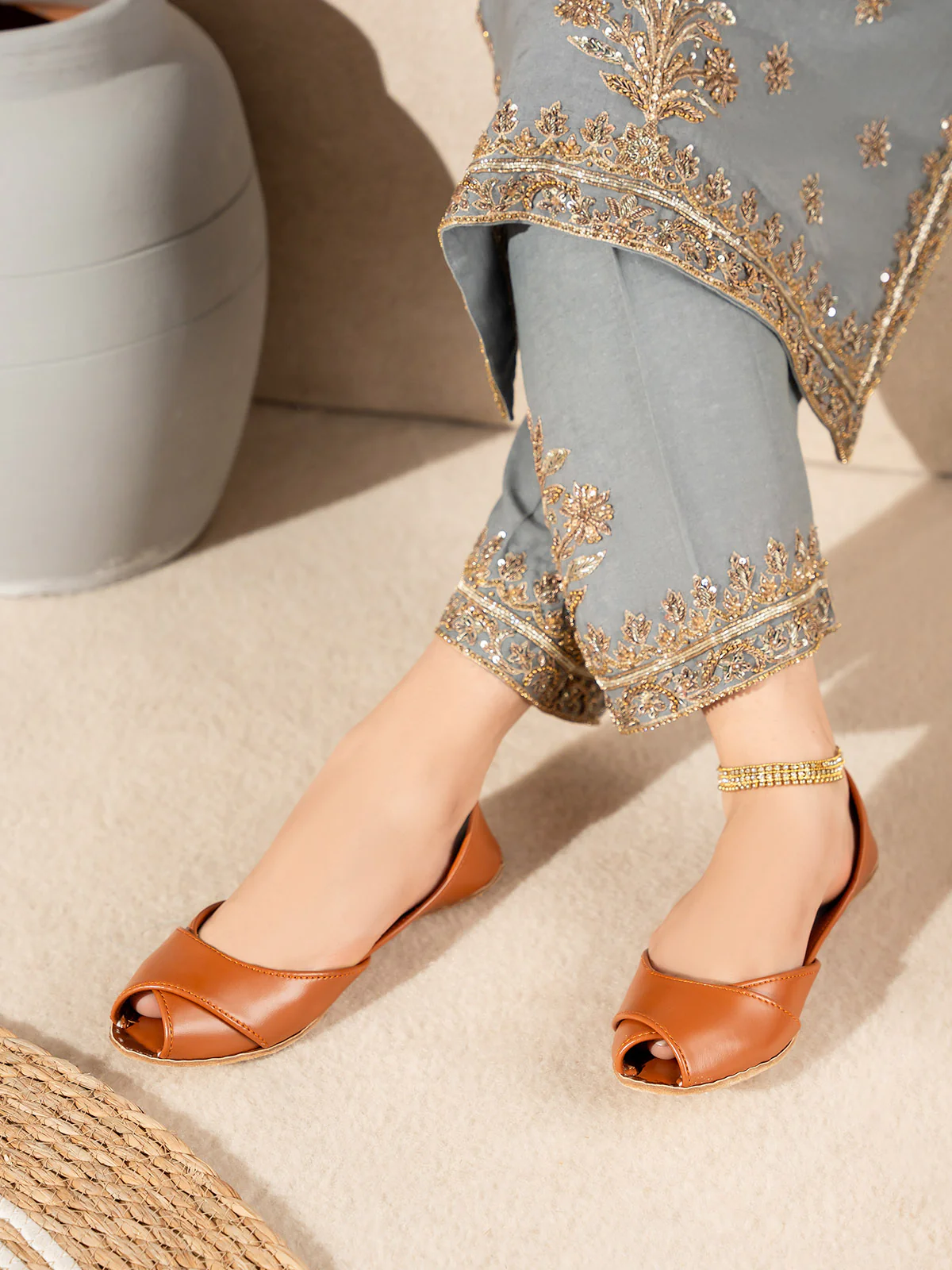 Women "PARKIN" Casual Open Toe Khussa - Image 6