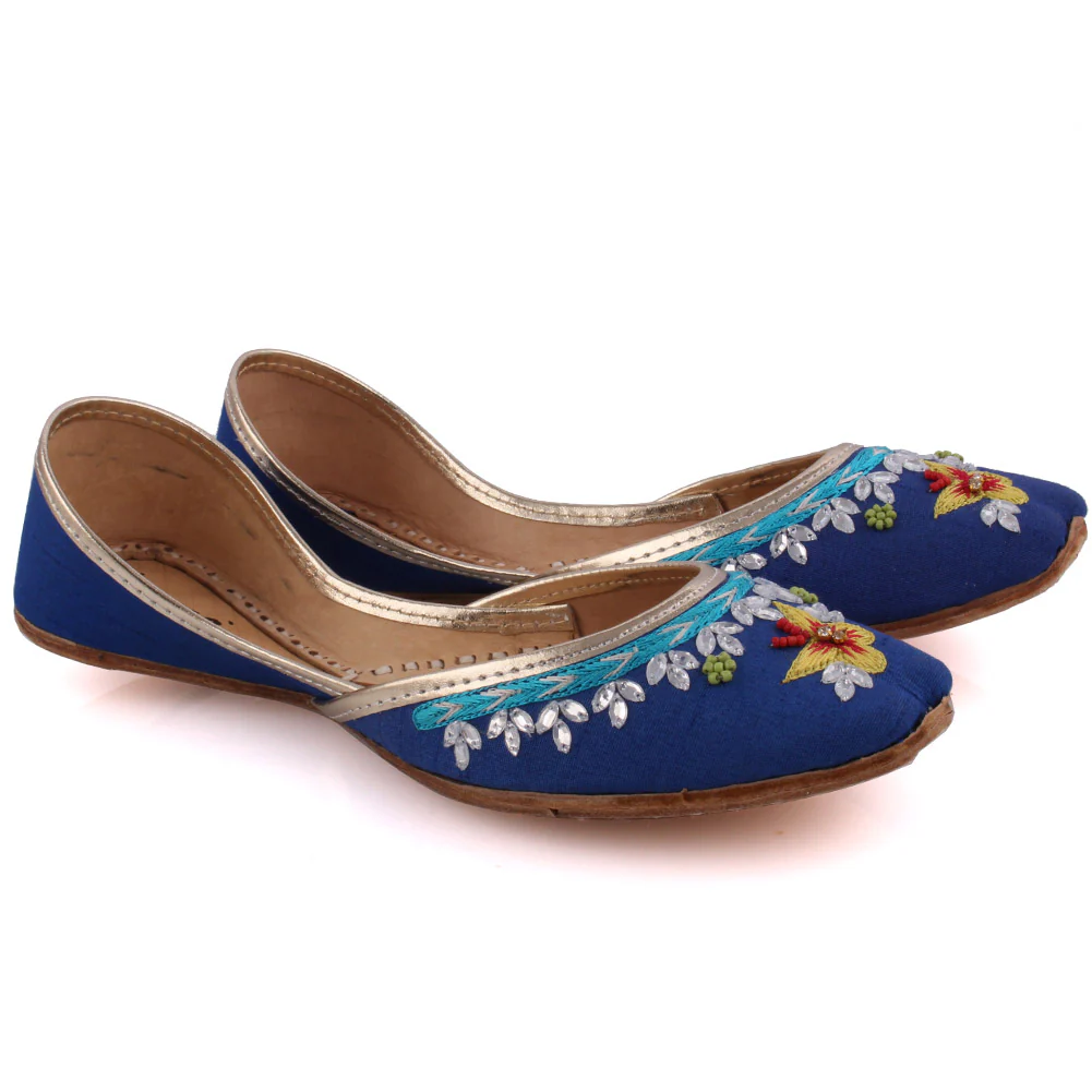Women’s ‘Calcite’ Embroidered Indian Khussa Slippers - Image 2
