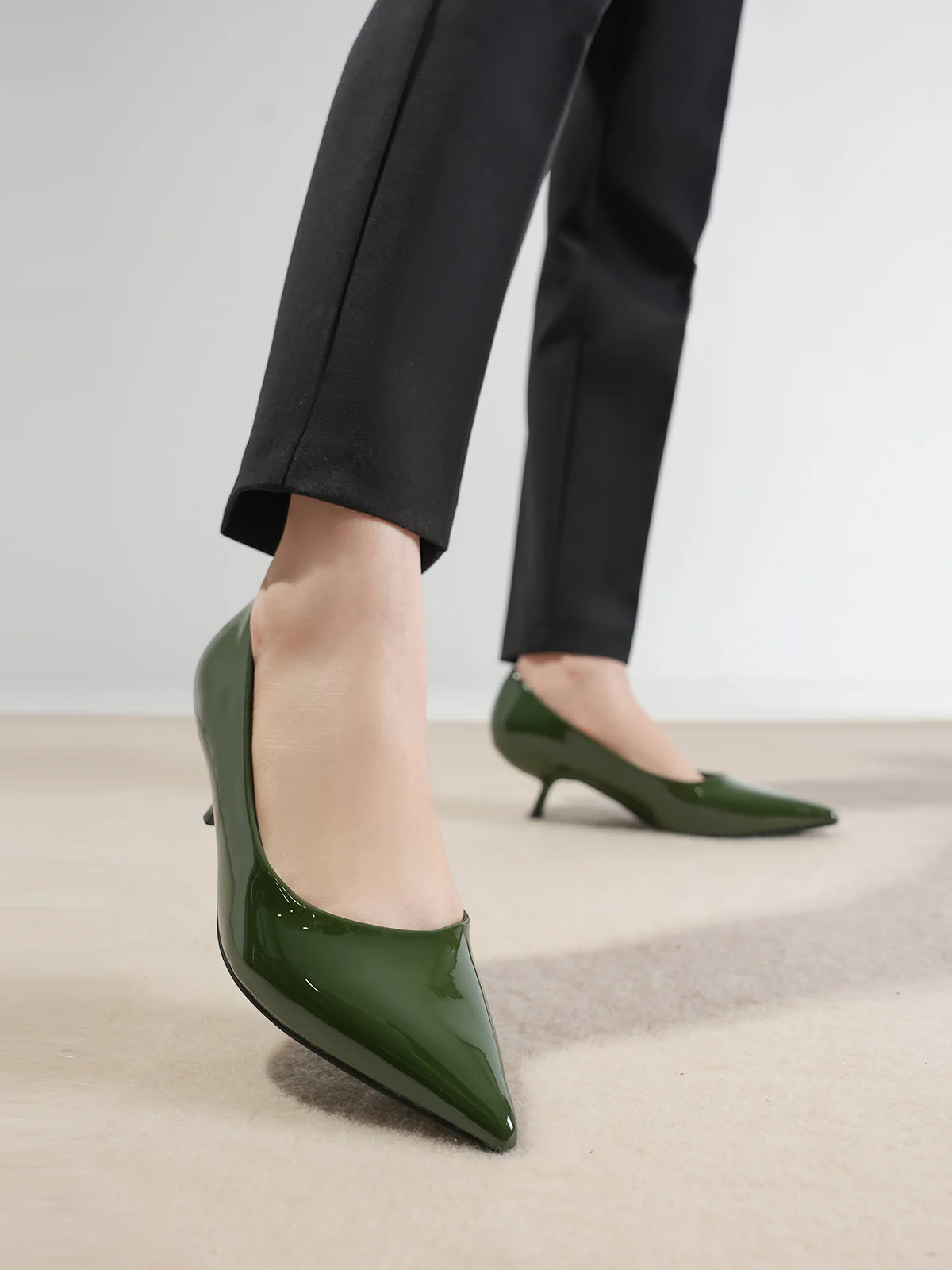 Women "SUTEKH" Low Heel Casual Courts - Image 3