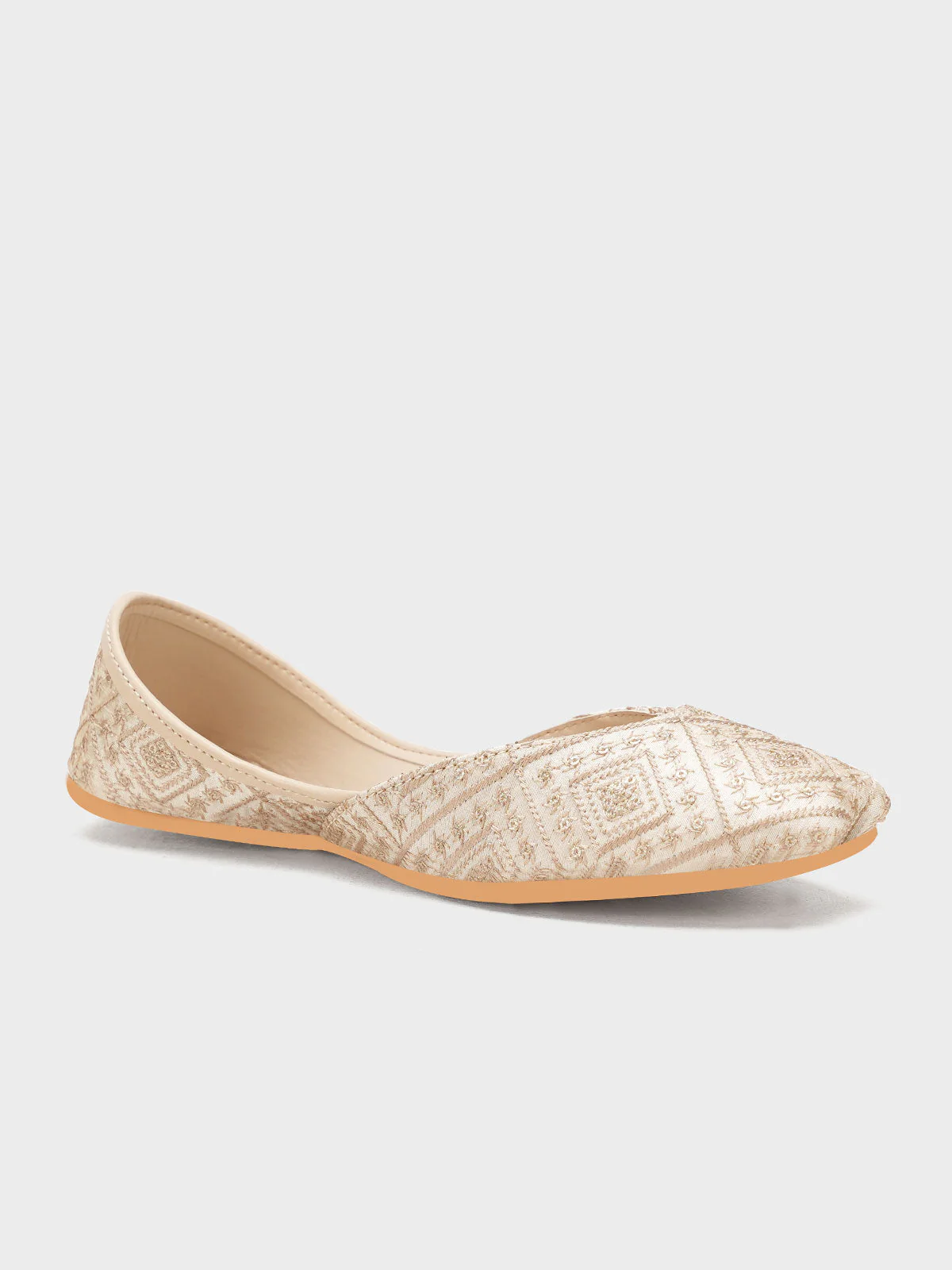 Women "TUOMO" Handmade Khussa