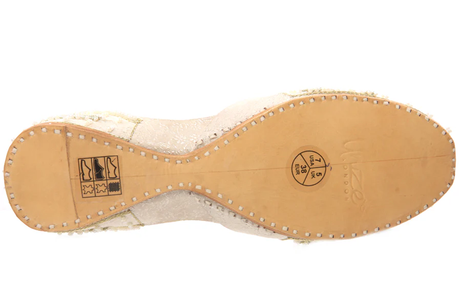 Womens Beaded Leather Khussa - Image 5