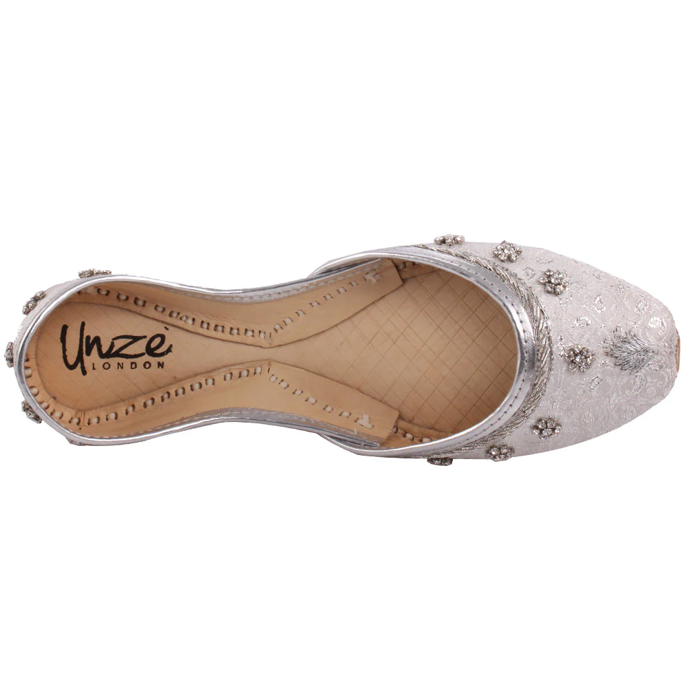 Womens ‘Hankis’ Stylish Wedding Flat Leather Indian Khussa - Image 4