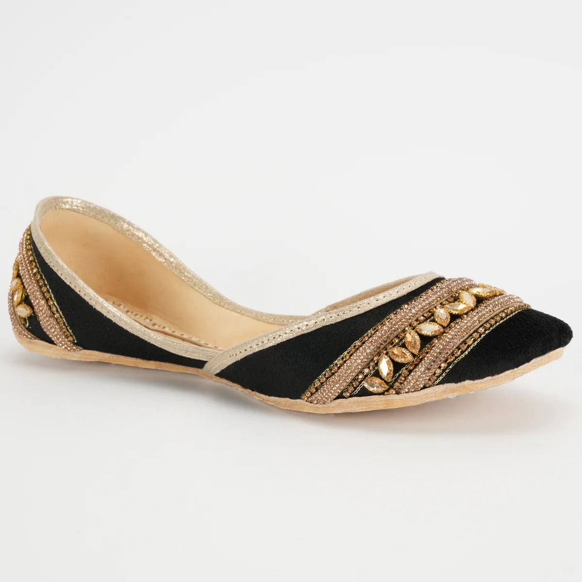 Women's "KEISIA" Embroidered Khussa
