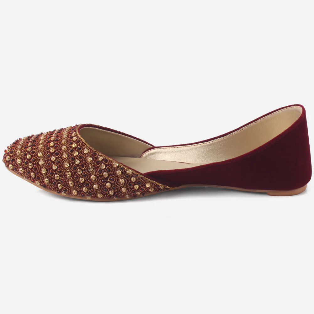 Women's "NISHA" Embellished Leather Indian Khussa - Image 3